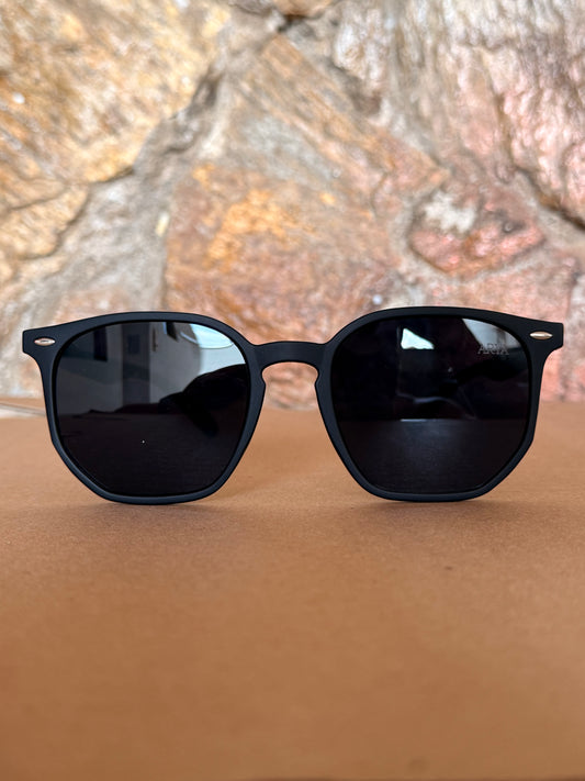 Óculos de Sol Serra Preto Fosco